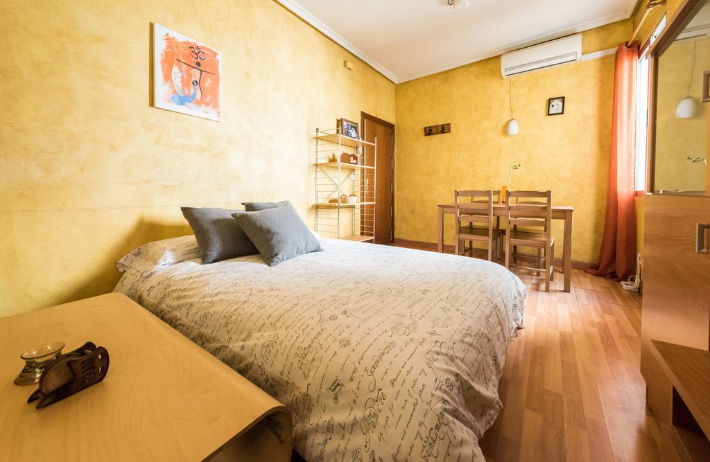 El Rincon De Amparo Apartman Madrid Kültér fotó